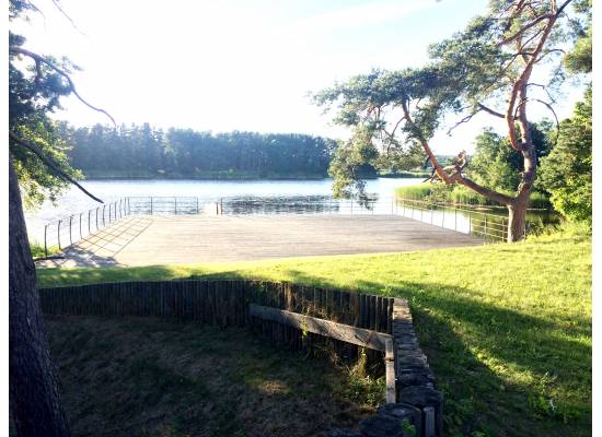 Priežu mala, Spuņciems by labamaja